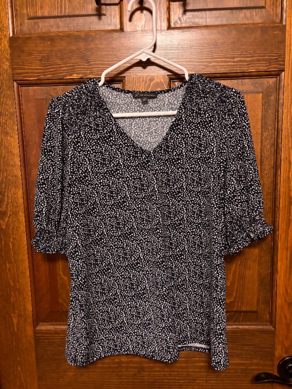 Adrianna Papell Black White Print V-Neck Blouse Women’s